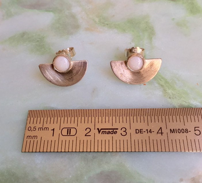 Vara opal earrings