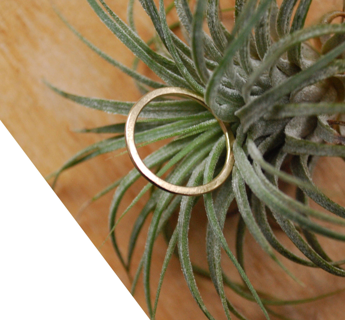 Hammered gold wedding ring