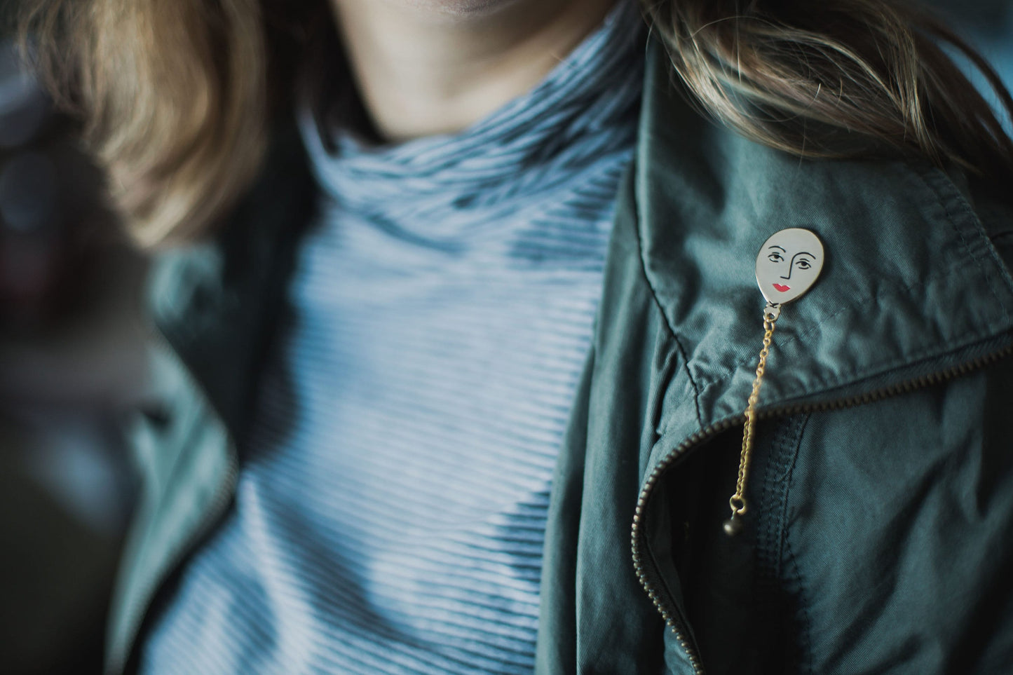 Balloon enamel pin