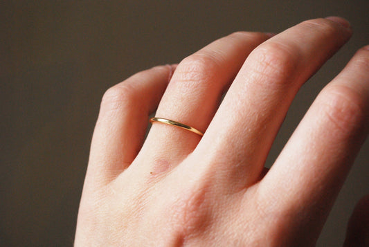 Simple wedding ring