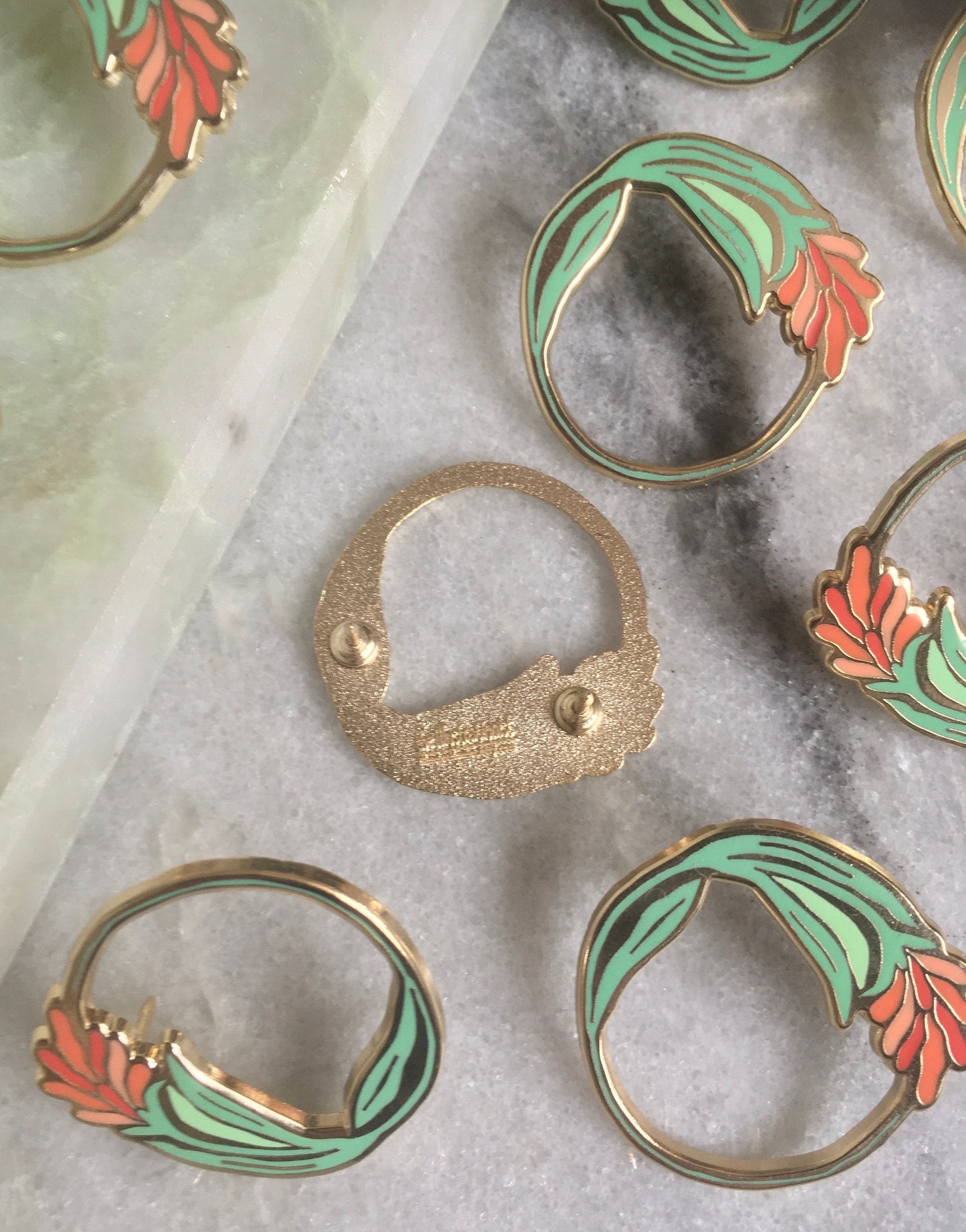 Protea flower circle pin