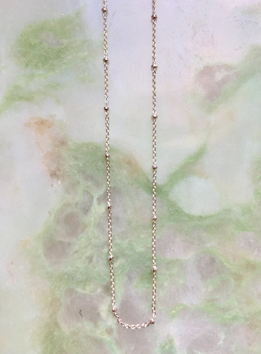 Zilveren kralenketting, lichte ketting
